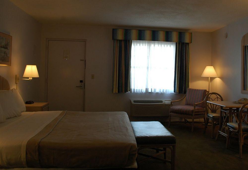 Travelodge By Wyndham Venice Venice Gardens Zewnętrze zdjęcie
