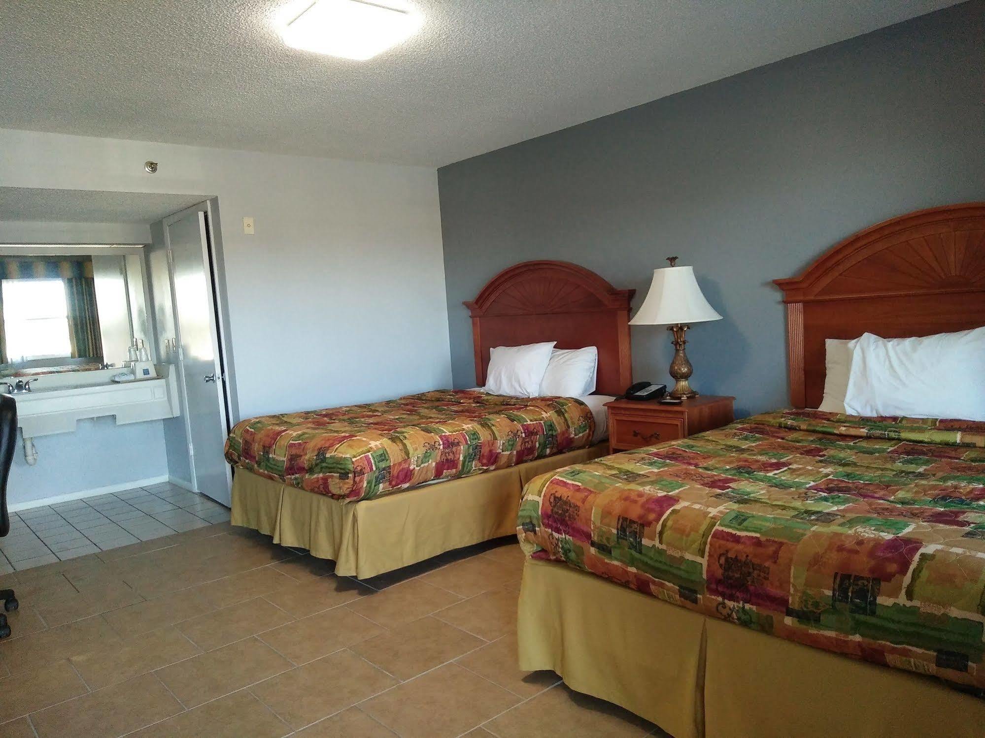 Travelodge By Wyndham Venice Venice Gardens Zewnętrze zdjęcie