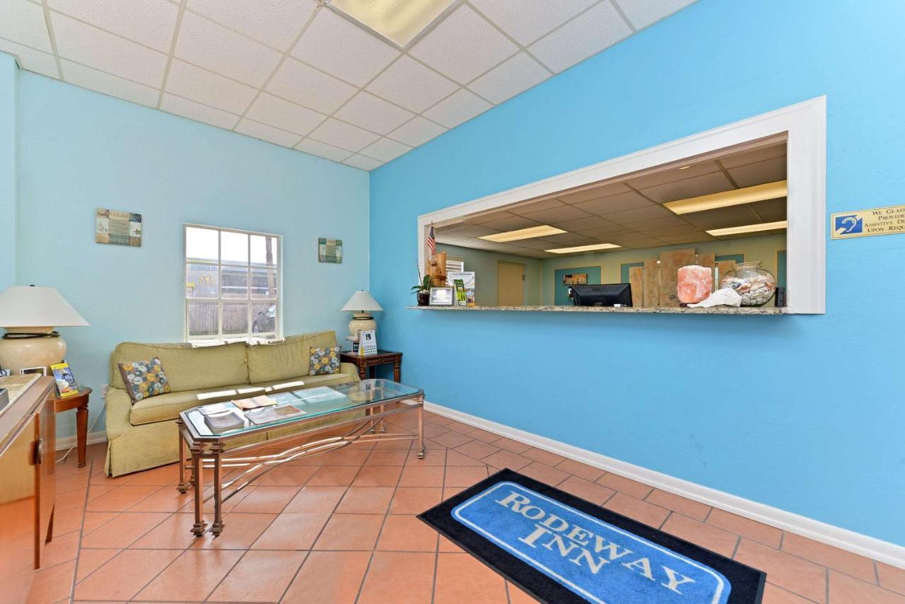 Travelodge By Wyndham Venice Venice Gardens Zewnętrze zdjęcie